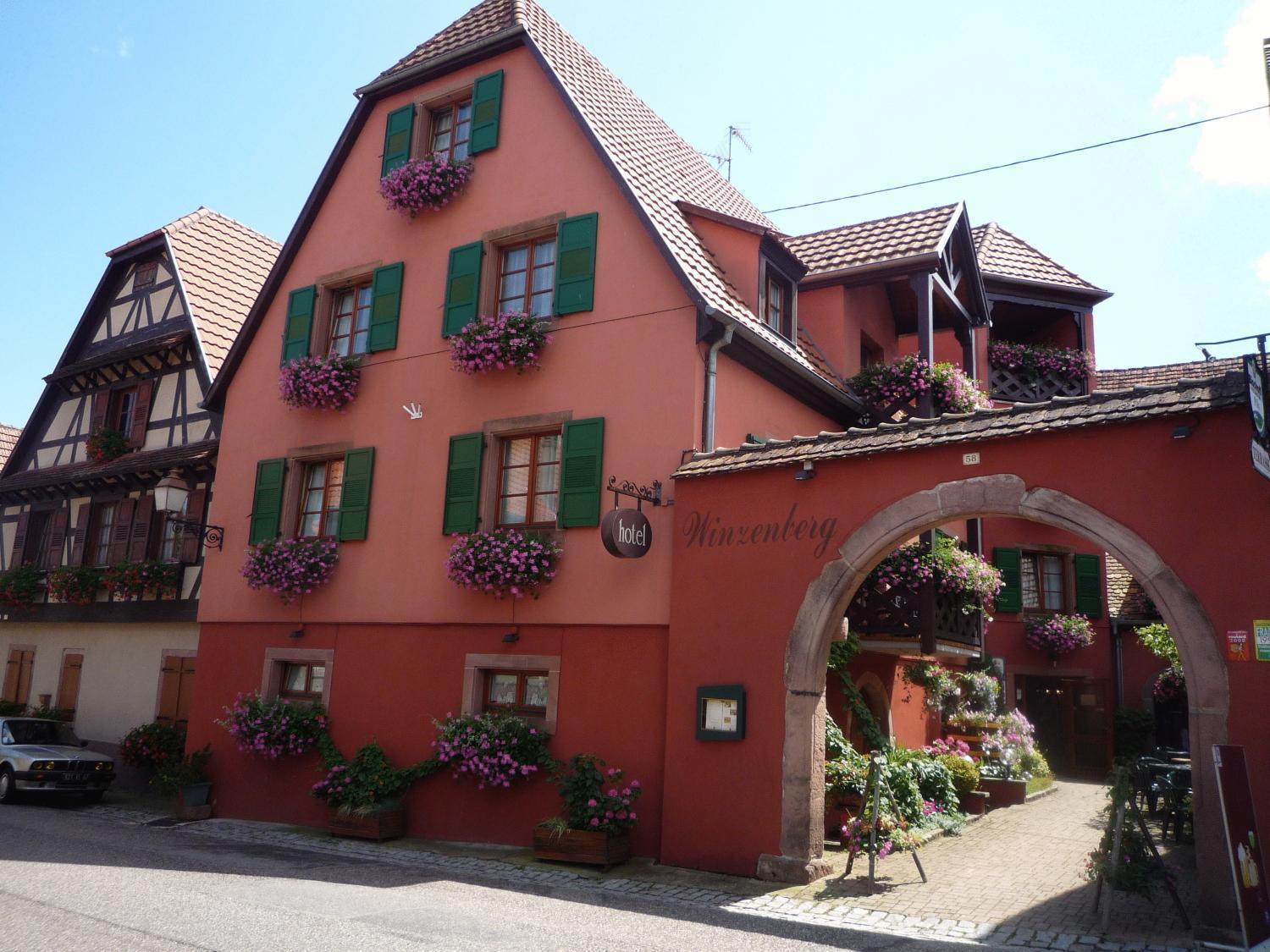 Hotel Winzenberg Blienschwiller Exterior photo
